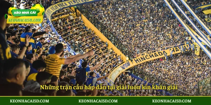 Những trận cầu hấp dẫn tại giải luôn kín khán giải